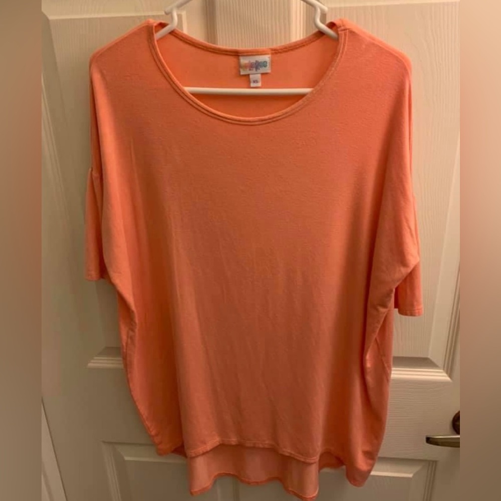 LuLaRoe shirt